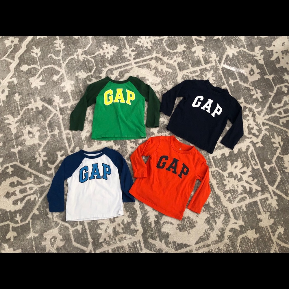 Gap Logo 3T shirts